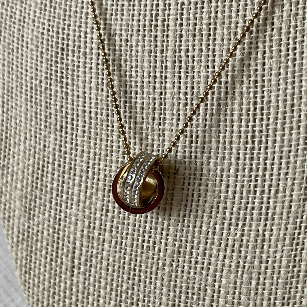 Interlocked Rings Necklace - Picture 6 of 6